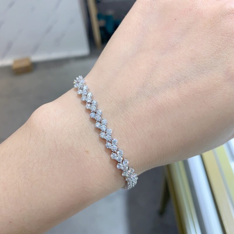Vella™ – Irregular V-Shape Moissanite Bracelet | 2.5mm Full Diamond Look 5.5CT Moissanites | 925 Sterling Silver - Image 3