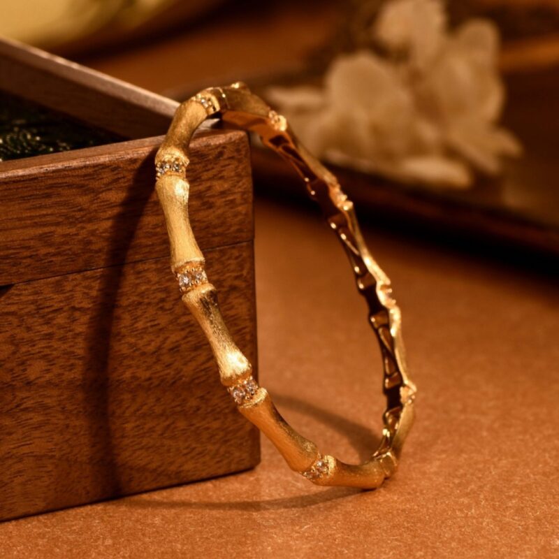 SilkBone™ – Brushed Diamond-Style Bracelet | S925 Silver | Gold-Plated Finish - Image 7