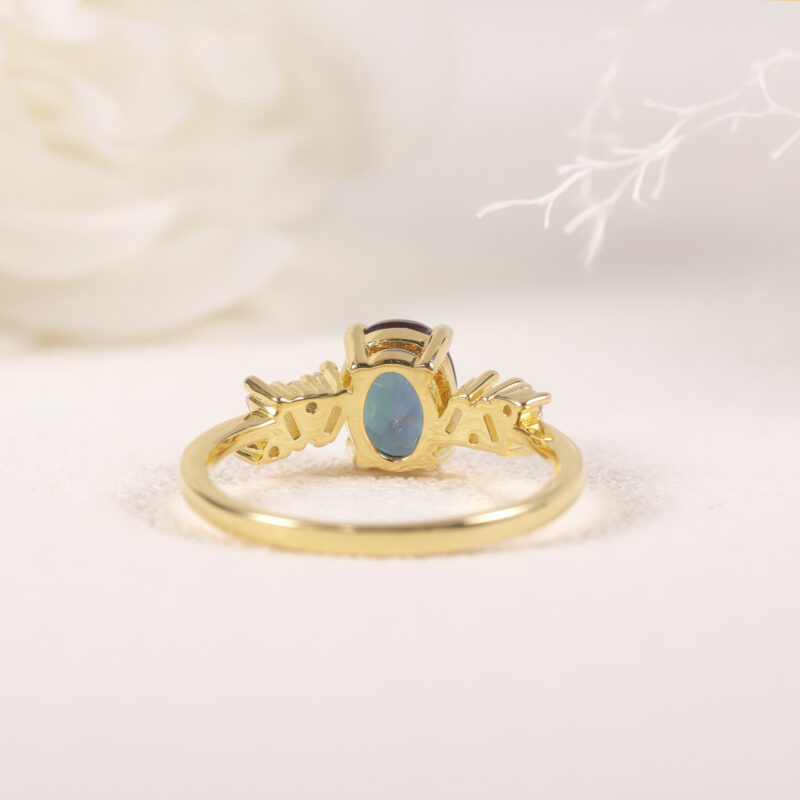 Lunara™ – S925 Sterling Silver Alexandrite Ring | 6x8mm Oval Color-Changing Gemstone - Image 4