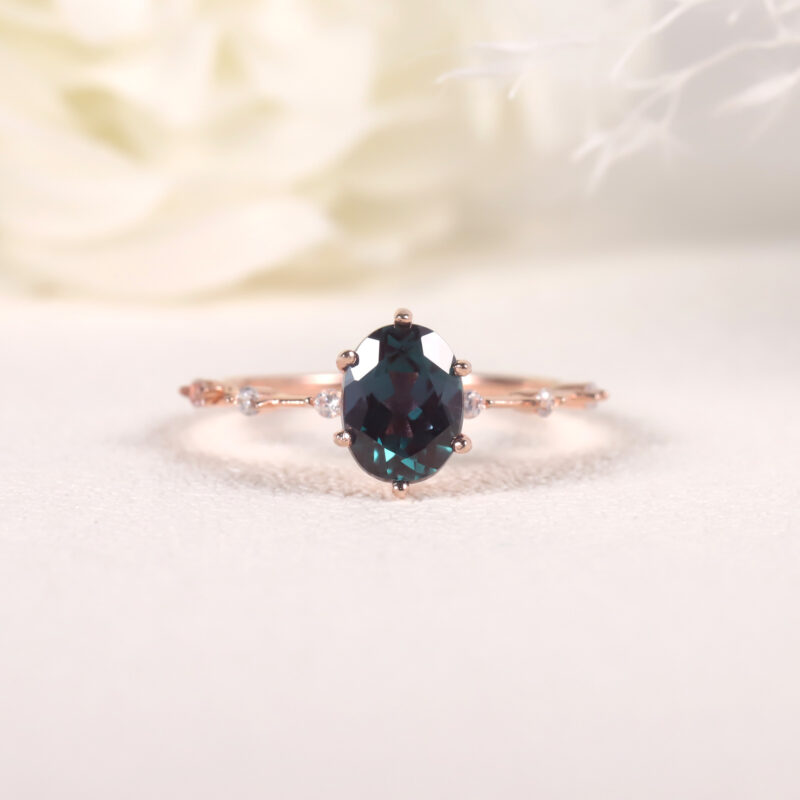 Lunelle™ – S925 Silver Alexandrite Ring | 6x8mm Oval Color-Changing Gem - Image 4