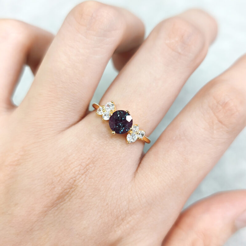 LumiAura™ – S925 Sterling Silver Alexandrite Ring | 6mm Lab-Created Gemstone | Minimalist Luxury