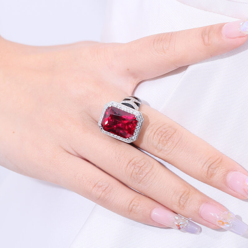 RoyalFang™ – Original Tiger Pattern Sapphire & Ruby Ring | 925 Sterling Silver | Unisex Statement Ring - Image 3