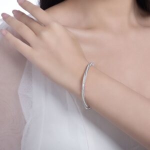 Luméa™ – Moebius Eternity Moissanite Bracelet | 925 Silver Plated with 18K Gold